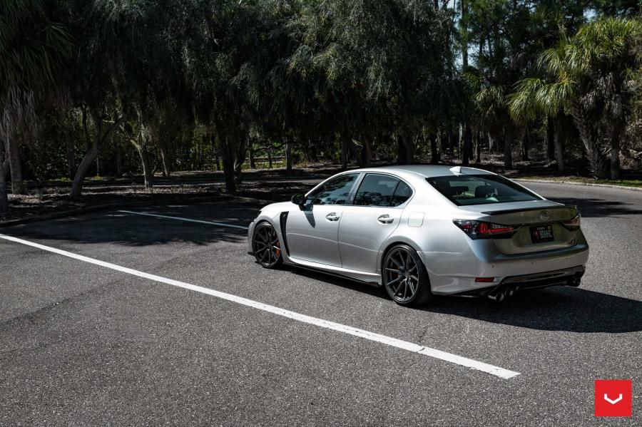  Lexus GS F on Vossen Wheels (HF-3) 2019 года  (фото 12 из 31)